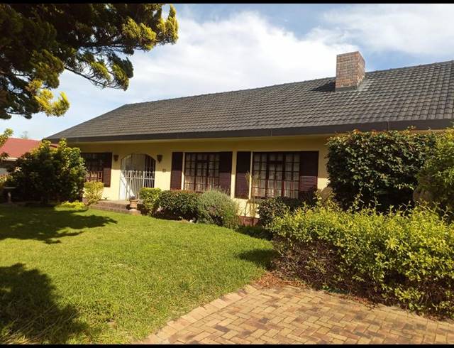 4 BEDROOM HOUSE FOR SALE IN GANSBAAI CENTRAL